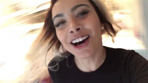 aaliyah hadid|Vídeos Pornôs de Aaliyah Hadid .